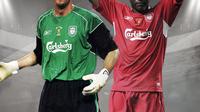 Djibril Cisse dan Jerzy Dudek. (Bola.com/Dody Iryawan)