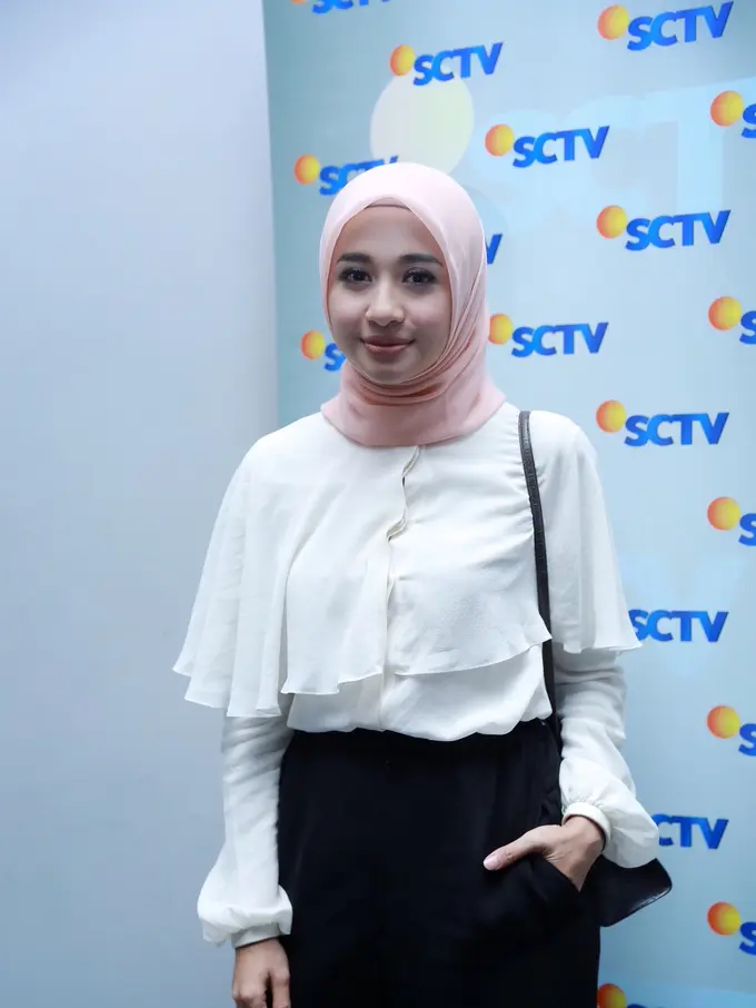 [Bintang] Laudya Cynthia Bella