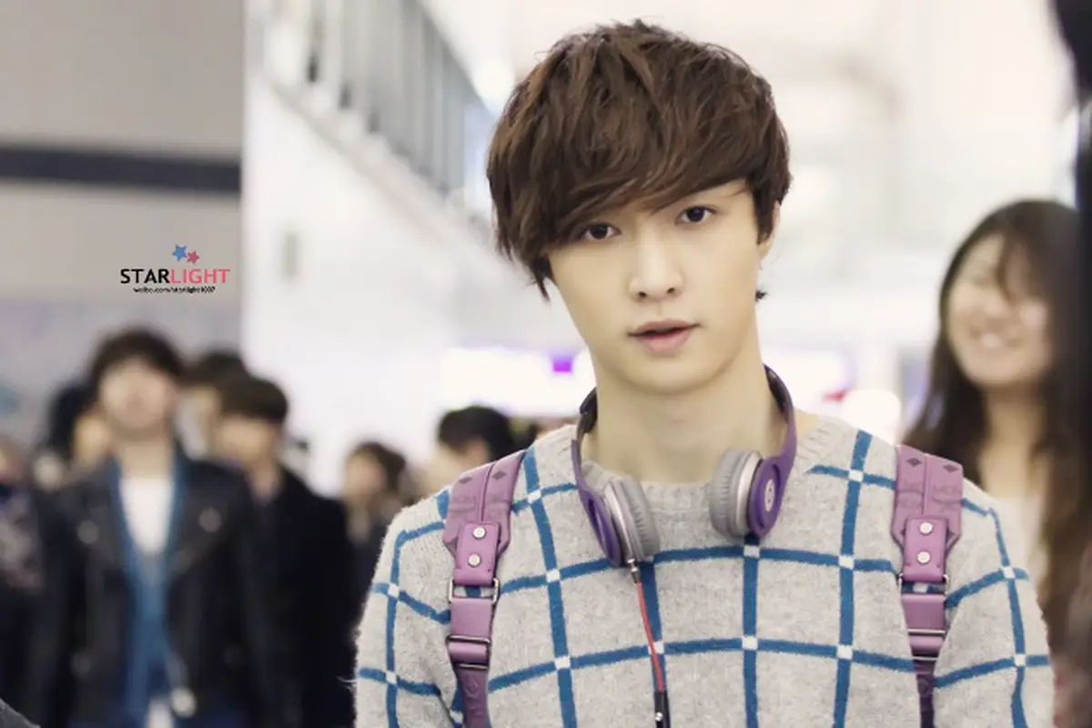 Lay EXO