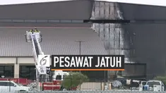 Sebuah pesawat kecil jatuh dan menabrak hanggar Bandara Dallas, Texas. Akibatnya seluruh penumpang pesawat yang berjumlah 10 orang tewas dalam insiden ini.
