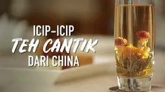 Blooming tea adalah teh khas dari China yang memberikan sensasi lain selain kenikmatan minum teh. Para penikmat teh disuguhkan penampilan teh yang artistik sekaligus kaya rasa.