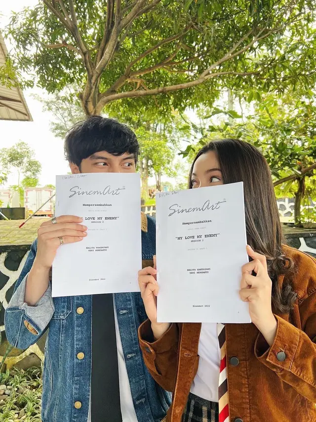 Megan Domani dan Farhan Rasyid tengah syuting Vidio Sinetron My Love My Enemy Season 2 (Foto: Instagram/megandomani1410)