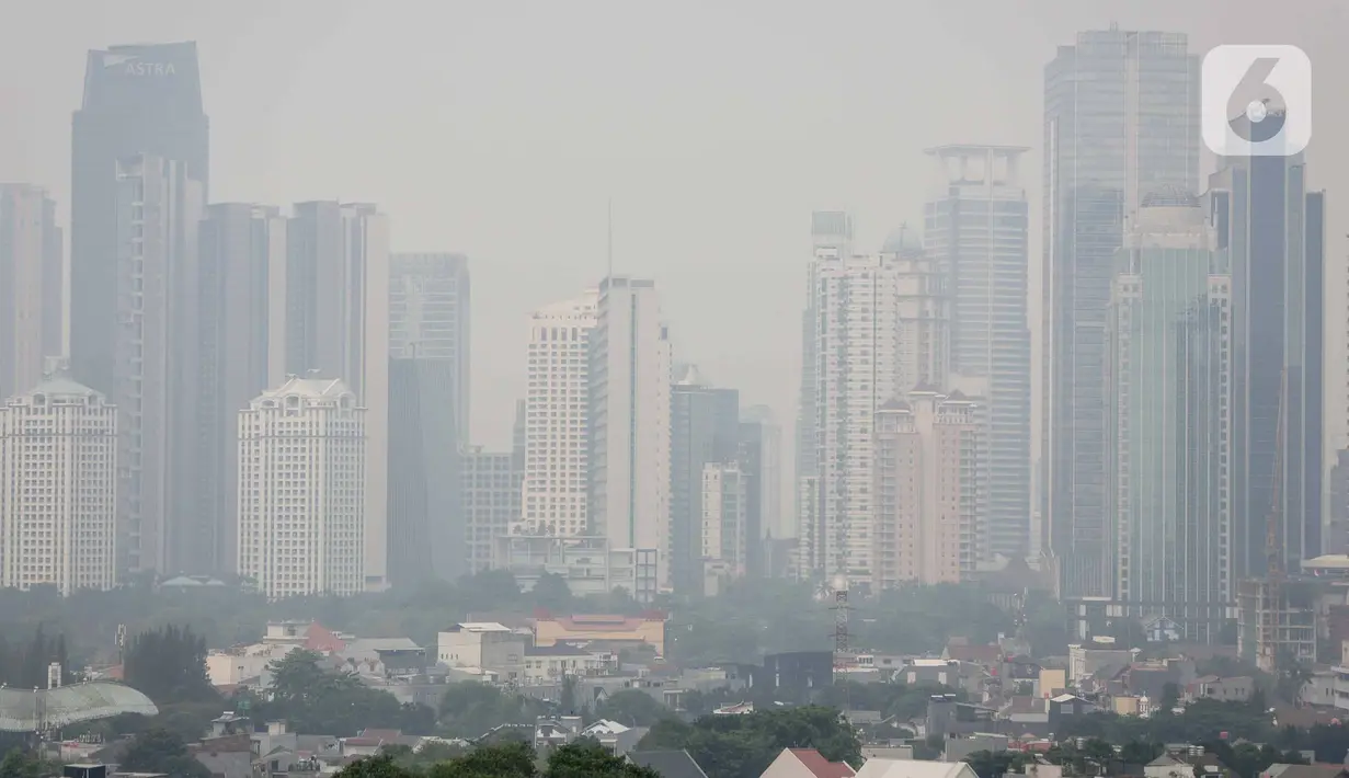 Padahal, hampir sepekan kebijakan bekerja dari rumah untuk Aparatur Sipil Negara di Jakarta diterapkan. (Liputan6.com/Faizal Fanani)