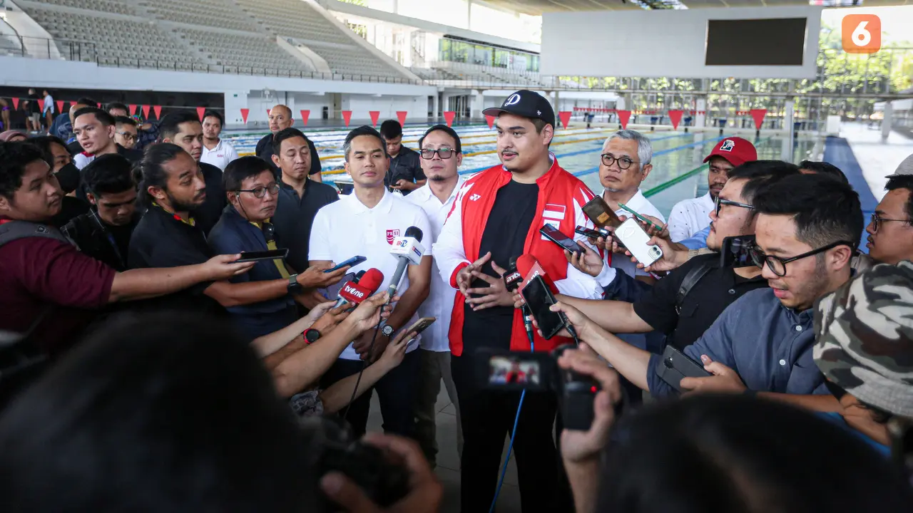 Foto: Gerak Cepat Menpora Dito Ariotedjo, Sambangi Pelatnas Tim Renang Indonesia Jelang SEA Games 2023