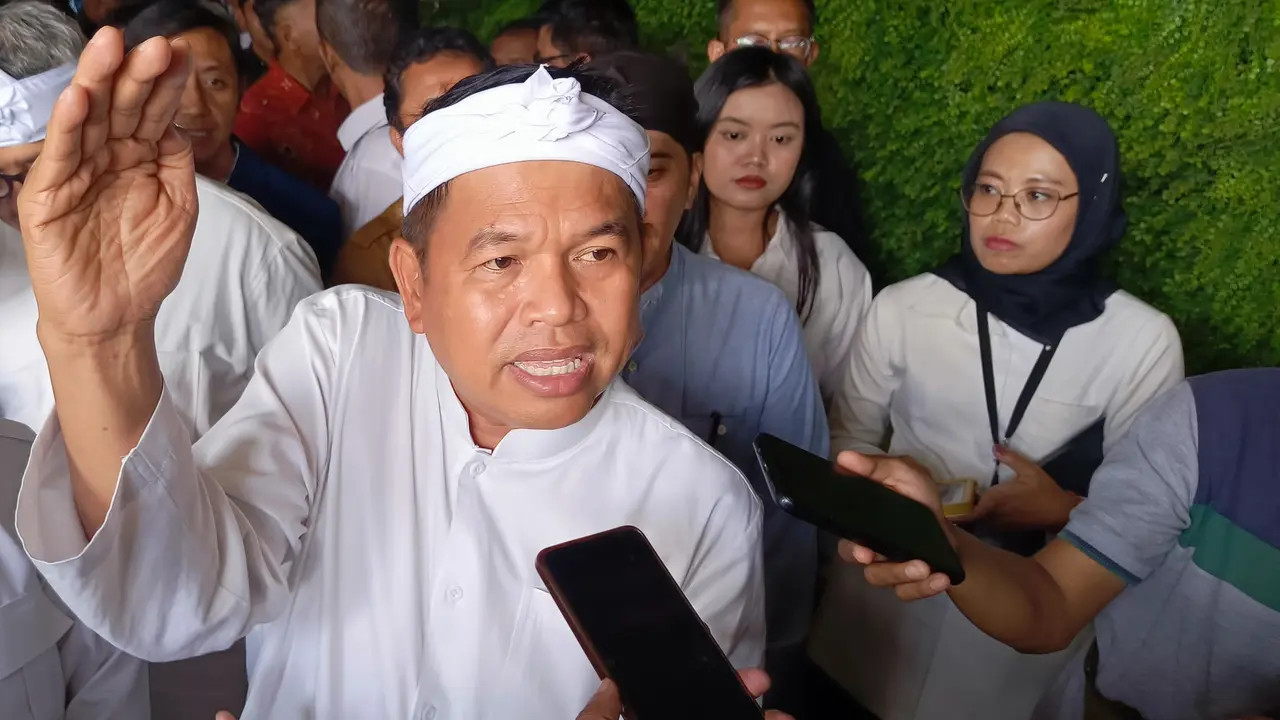 Gubernur Jawa Barat Dedi Mulyadi