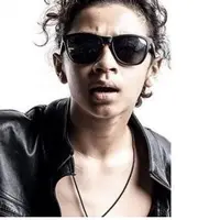 Bastian Steel merupakan salah satu selebriti yang hobi nonton film di bioskop. Terbiasa nonton film dari kecil, ternyata Bastian bercita-cita ingin jadi sutradara.