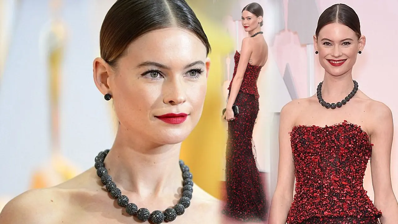 Behati Prinsloo 
