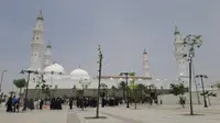 Masjid Quba di Madinah ramai dikunjungi jemaah haji dari berbagai negara. (Liputan6.com/Nafiysul Qodar)