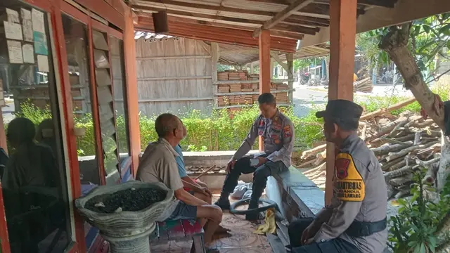 Kakek dan nenek temukan dompet minta imbalan