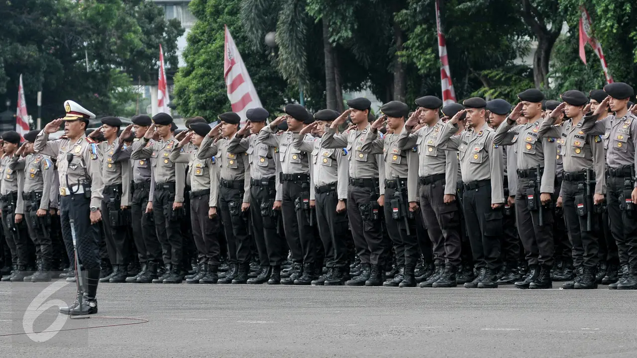 20160705-Polda Metro Jaya Gelar Apel Pengamanan Malam Takbiran dan Idul Fitri