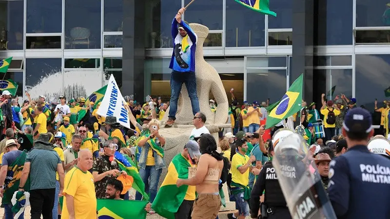 Kerusuhan di Brasil