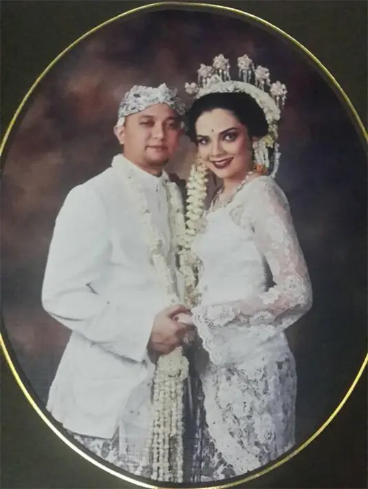 Meski memiliki kekasih anak band, pemeran Tiara dalam sinetron Anak Sekolahan itu tidak mendapat kendala dari keluarganya. Hubungan keduanya berjalan mulus hingga lima tahun. (dok. Keluarga)