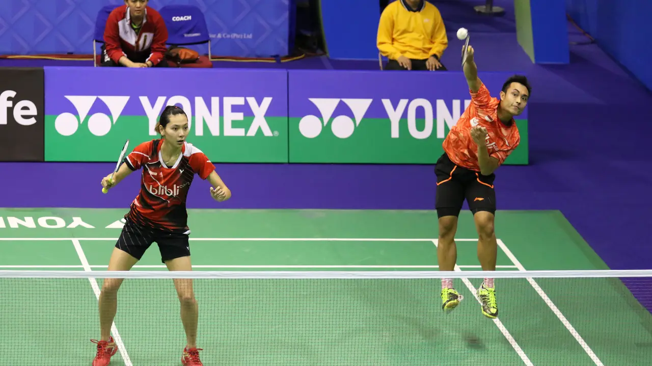 Hafiz Faizal / Gloria Emanuelle Widjaja