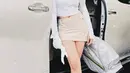 Beginilah gaya pemain sinetron Ratapan Ibu Tiri ketika ingin main golf. Terlihat simple namun tetap stylish mengenakan rok mini.  (Instagram/amandamanopo)