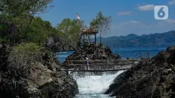 Desa Wisata Nglebeng dengan panorama keindahalan pantai karang yang dikelola secara swadaya masyarakat. (merdeka.com/Arie Basuki)