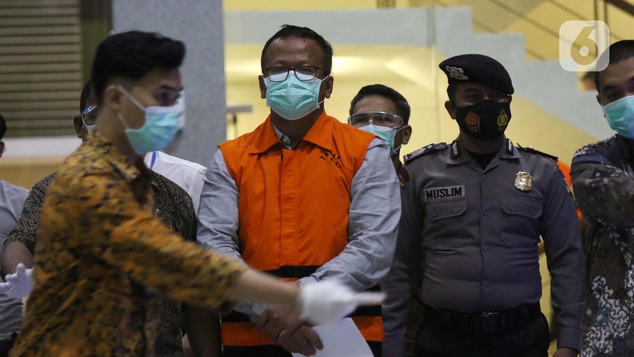 FOTO: Dugaan Suap Penetapan Calon Eksportir Benih Lobster, Menteri Kelautan dan Perikanan Edhy Prabowo Ditahan KPK