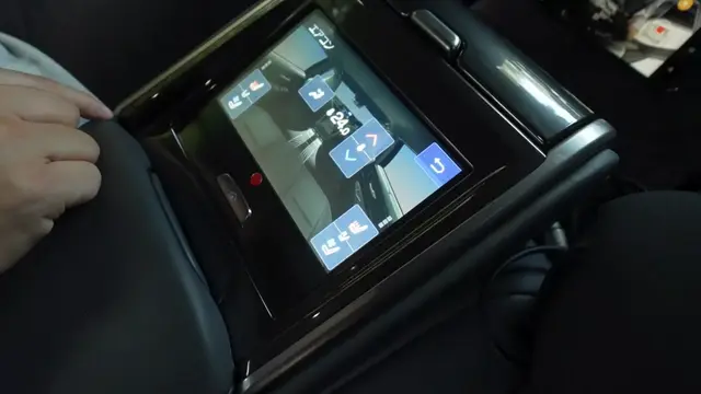 Toyota Crown FCEV