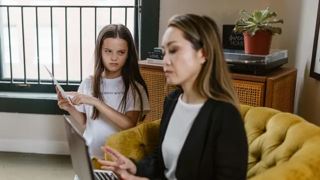 Ajak Anak Mengenal dan Mengelola Emosi