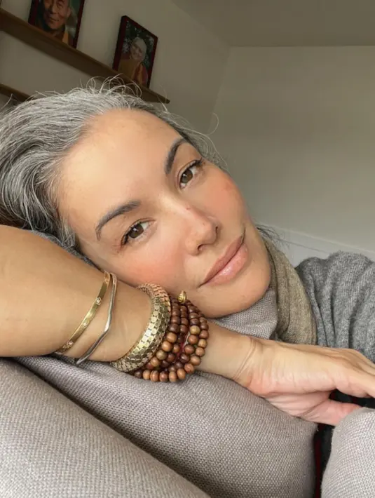Nadya Hutagalung kini diketahui menetap di Australia. Meskipun sempat vakum dari media sosial, baru-baru ini Nadya Hutagalung kembali aktif setelah setahun memutuskan istirahat karena kondisi kesehatannya. (FOTO: instagram.com/nadyahutagalung/)