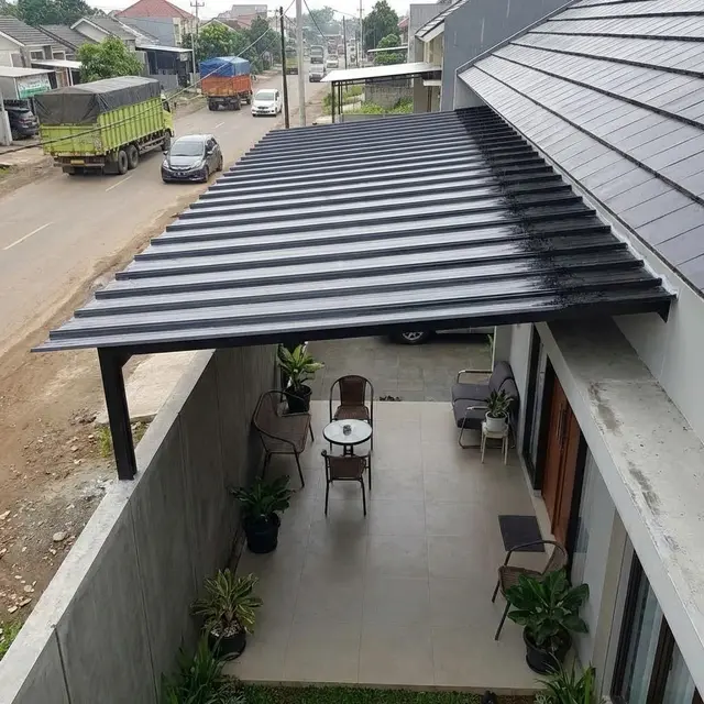 Ide Teras Bebas Debu untuk Rumah Pinggir Jalan Besar