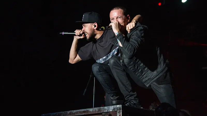 KIlas Balik Perjalanan Chester Bennington Bersama Linkin Park