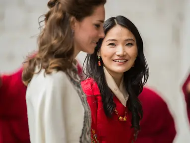 Jetsun Pema Wangchuck merupakan seorang ratu di Bhutan, negara yang terletak di antara India dan Tiongkok. Jetsun Pema yang menjadi ratu di usia 21 tahun membuatnya menjadi ratu termuda yang pernah ada. (AFP Photo/ ROBERTO SCHMIDT)