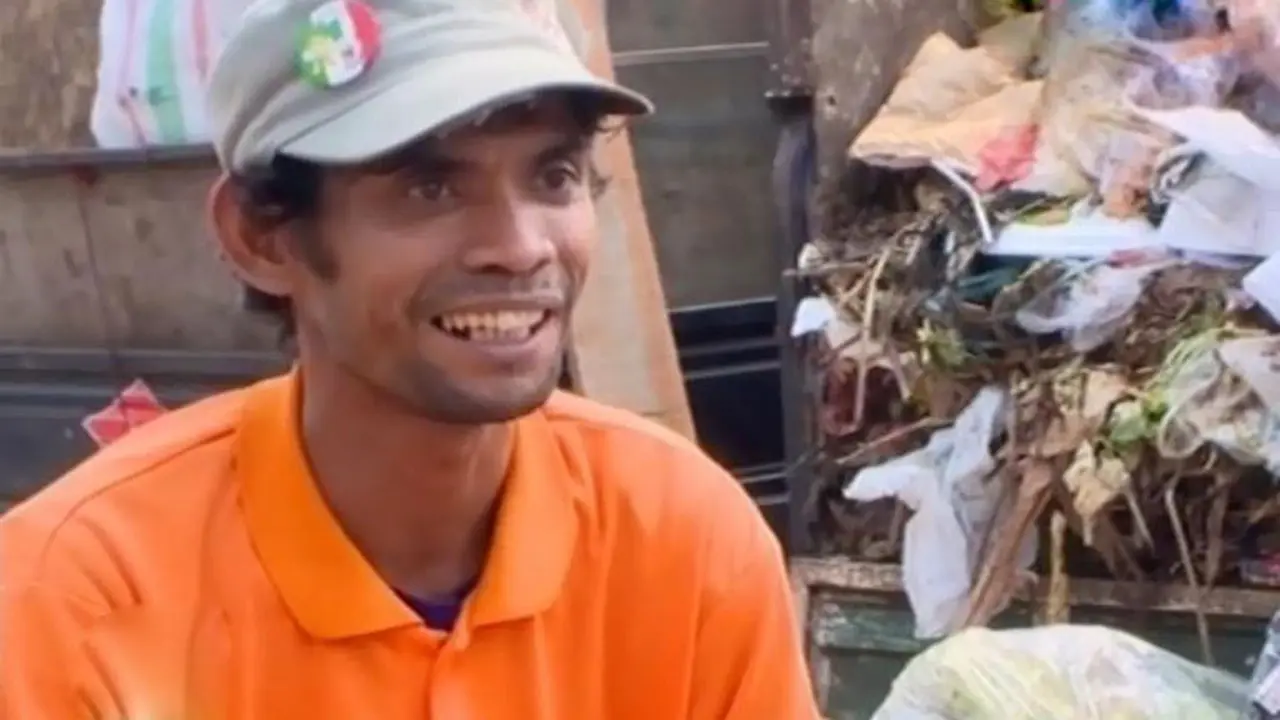 Kisah Petugas Kebersihan Jakarta 