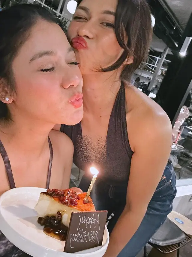 6 Potret Nana Mirdad Rela ke Singapura Demi Ultah Naysila Mirdad, Kompak Banget
