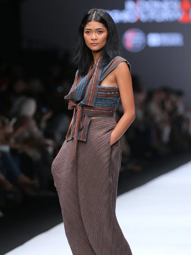 Indonesia Fashion Forward (IFF) ERI / Photo by Deki Prayoga - FIMELA.com