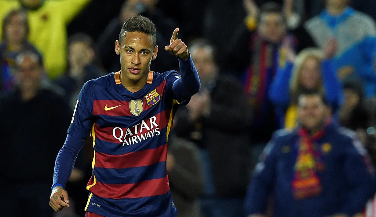 Neymar yang didatangkan dari Santos telah menjadi salah satu bintang Barcelona saat ini. Neymar telah mencetak 16 gol dari 17 partai di La Liga musim ini. (AFP/Lluis Gene)
