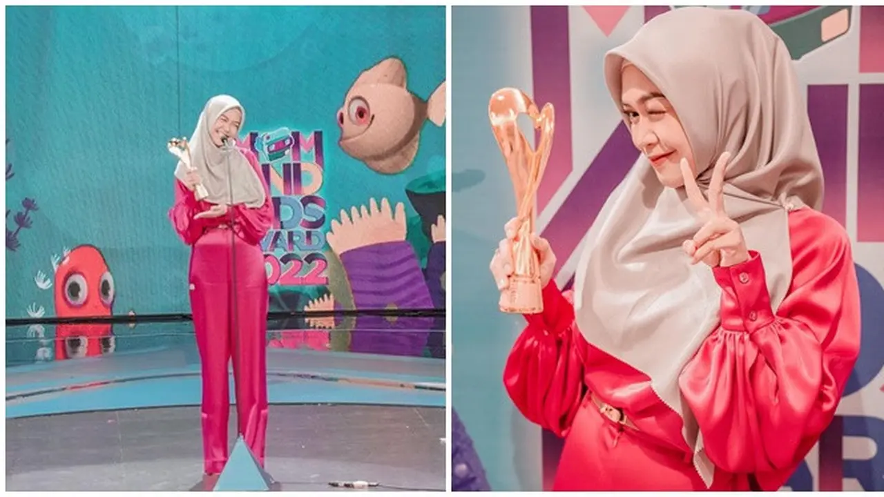 6 Potret Ria Ricis di Mom and Kids Awards 2022, Badan Langsingnya Banjir Pujian