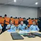 Sebanyak 25 WNA yang menetap secara ilegal di wilayah Tangerang, Banten, ditangkap pihak Imigrasi Banten sepanjang operasi pada 4-5 Desember 2019. (Liputan6.com/Pramita Tristiawati)