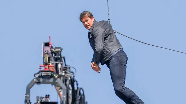 Tom Cruise