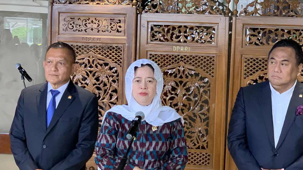 Puan Maharani kini mengenakan kerudung dalam penampilannya. (Delvira Hutabarat)
