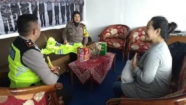 Kisah Istri yang Tertinggal Suami di Jalan Usai Mudik