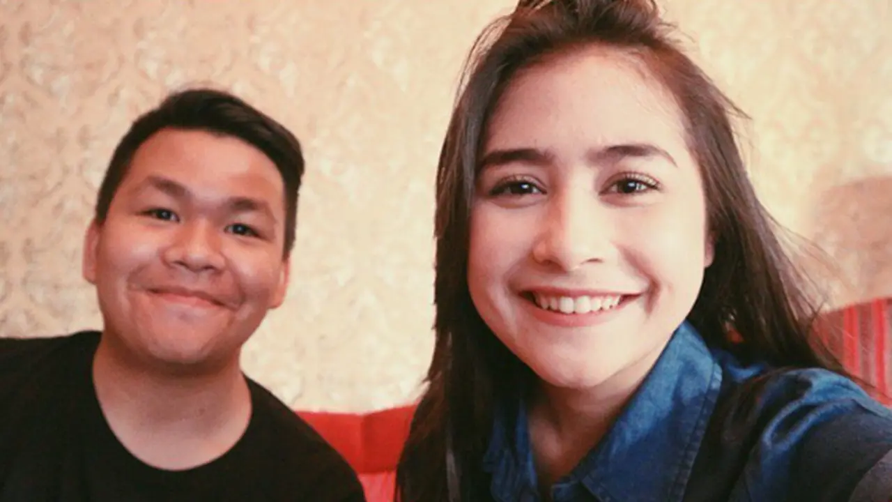 [Bintang] Prilly Latuconsina dan Rizky CJR 
