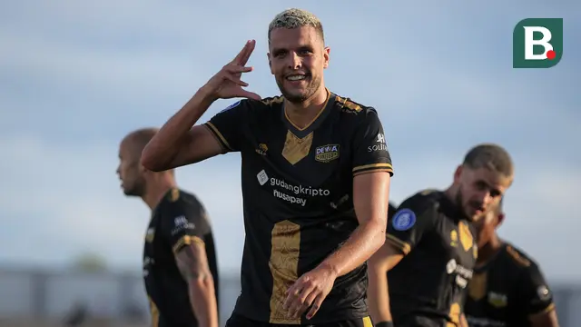 Foto: Lima Gol Diborong Legiun Asing, Dewa United FC Menangi Derby Tangerang atas Persita di BRI Liga 1 2022 / 2023