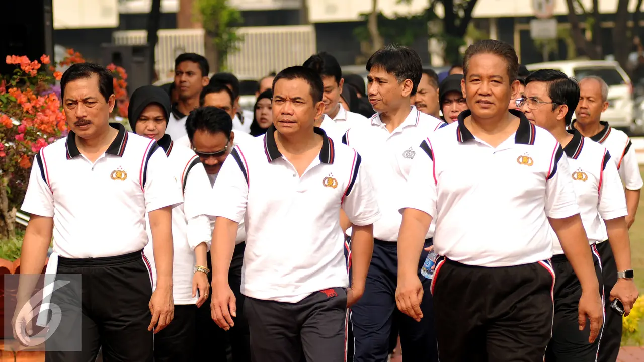 20151106-Jalan-Sehat-Jakarta-Anang-Iskandar-HF