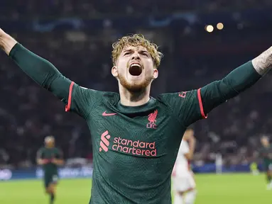 Gelandang berusia 19 tahun ini jugu turut mencatatkan namanya sebagai pemain yang produktif dalam urusan mencetak gol di Liga Champions. Harvey Elliott mencetak dua gol Rangers dan Ajax Amsterdam pada matchday keempat dan kelima grup A. (AFP/Jhon Thys)