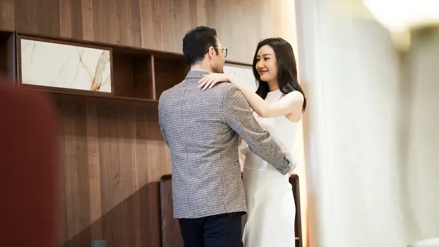 perempuan dan pasangan dance