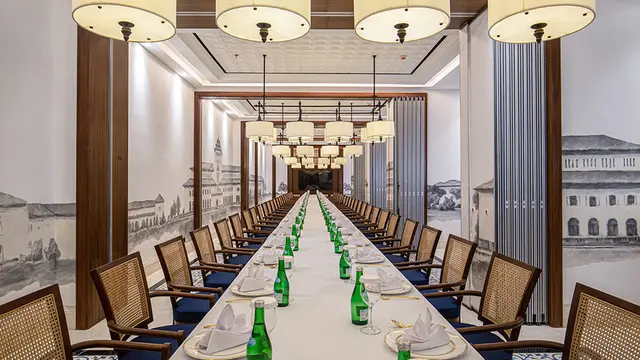 Private room long table