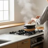 Cara Membuat Nasi Pulen Tanpa Rice Cooker (AI Generated)