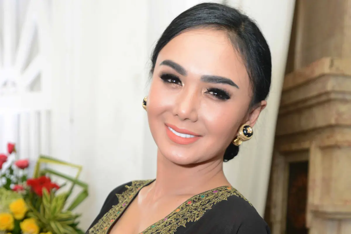 [Bintang] Yuni Shara