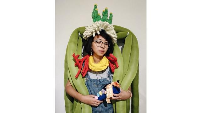 6 Pesona Rara Sekar, Kakak Isyana Sarasvati yang Juga Seorang Musisi