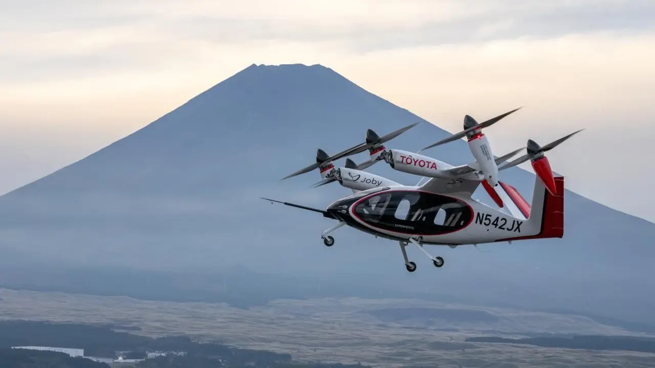 Pesawat eVTOL