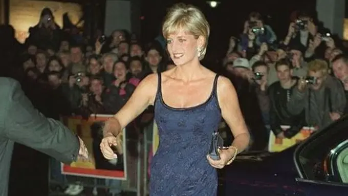 Simak ragam fashion hacks Putri Diana, Kate Middleton,dan Meghan Markle