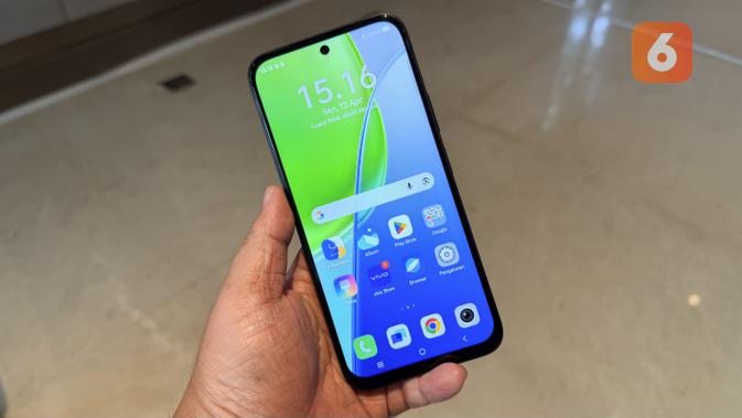 Layar IPS LCD 6,75 inci dengan refresh rate 120Hz dengan tingkat kecerahan hingga 1250 nits di Vivo Y31d Pro. (Liputan6.com/ Yuslianson)