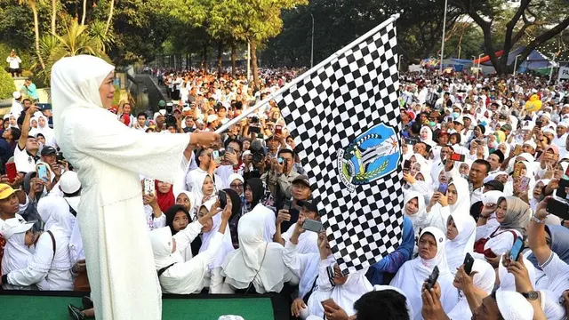 5 Momen Jalan Sehat Bersholawat Peringati 1 Muharram di Surabaya