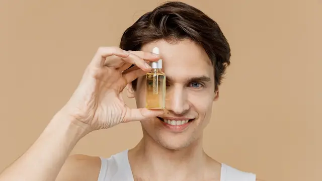 Ketahui Manfaat Serum Wajah Pria dan Cara Menggunakannya yang Tepat Buat Pasangan