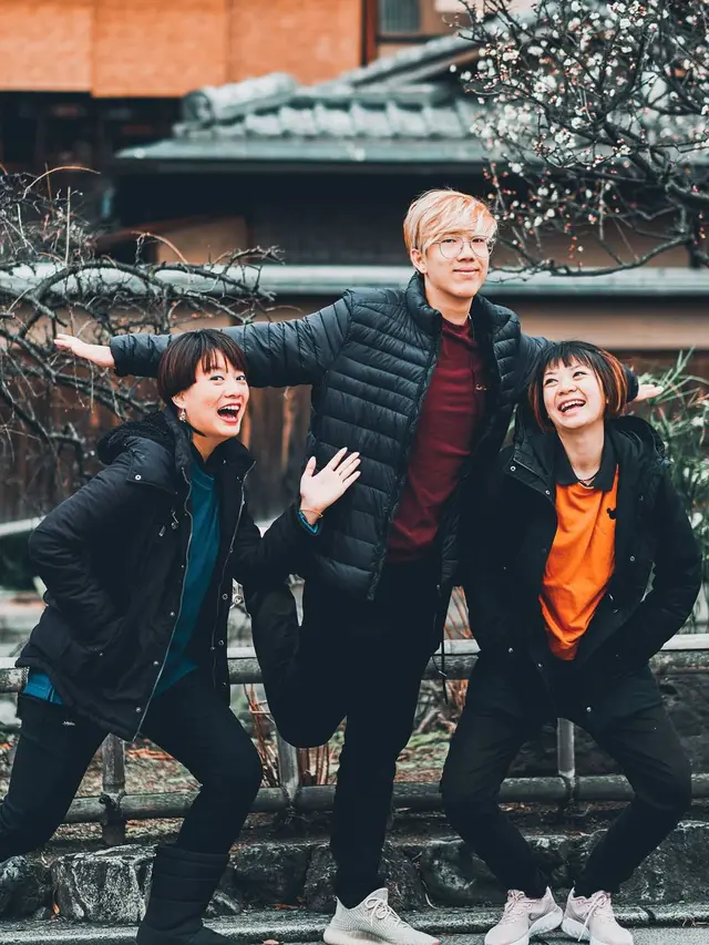 Potret Richie Victor Hartanto Adik Bungsu Leony Vitria, Disebut Mirip Oppa Korea. (Sumber: Instagram/leonyvh)